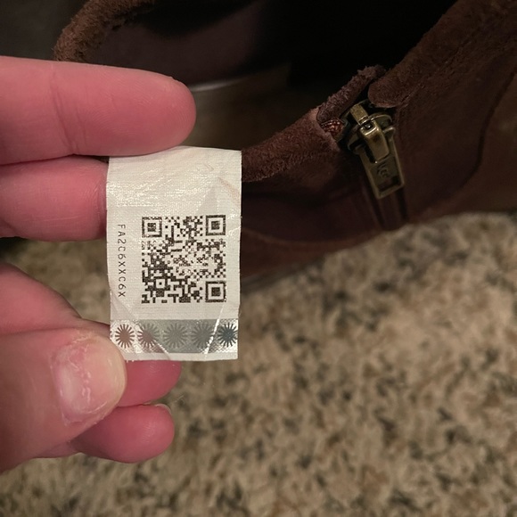 UGG booties - Picture 4 of 4